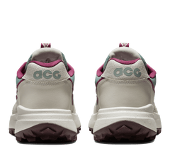 Nike ACG Lowcate "Mica Green"