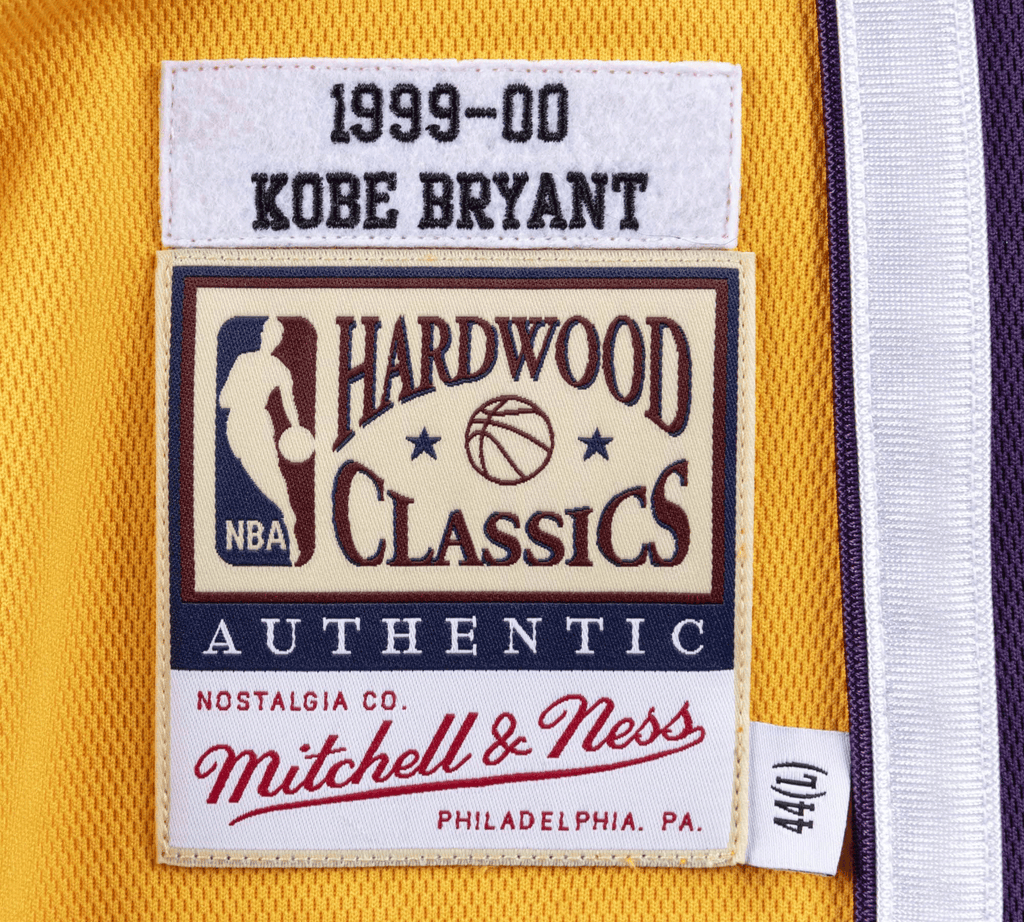 Mitchell & Ness Authentic Jersey