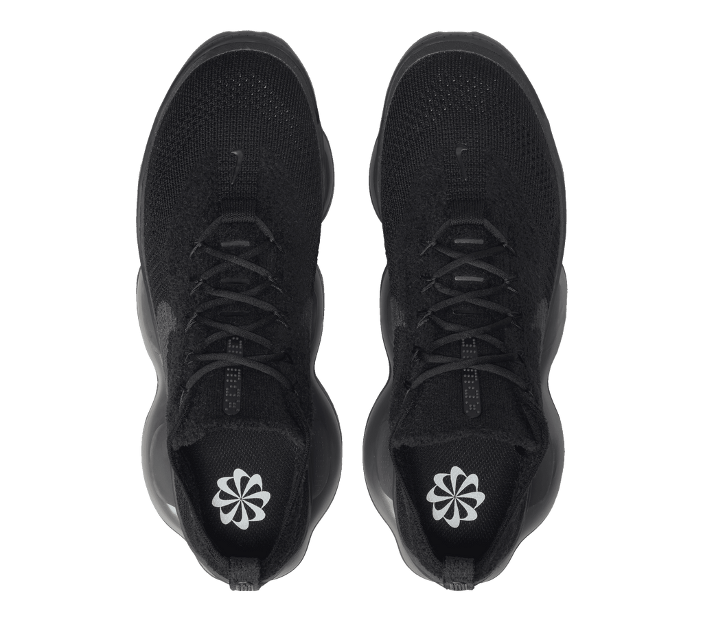 W Nike Air Max Scorpion Flyknit "Triple Black"