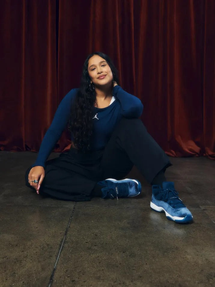 Air jordan 11 clearance red velvet women's